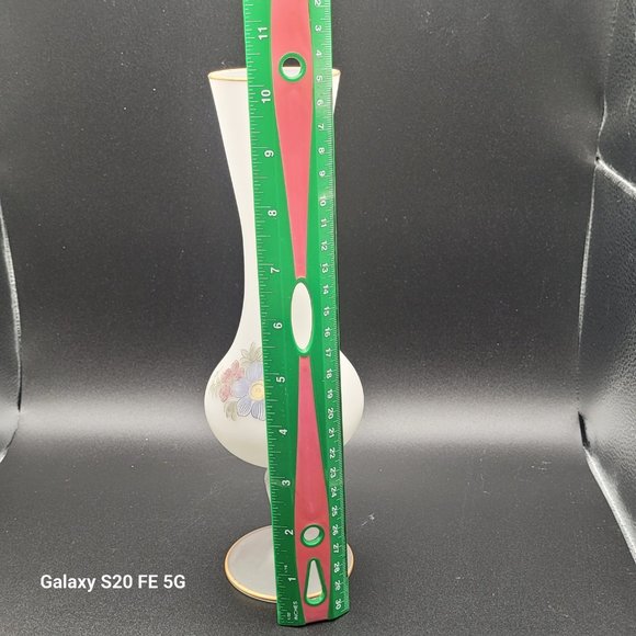 Vintage Footed White Satin Frosted Vase Made In Italy Flower Design 10” - Picture 11 of 11